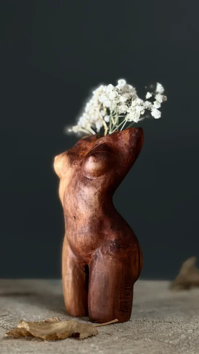 Naked Vase
