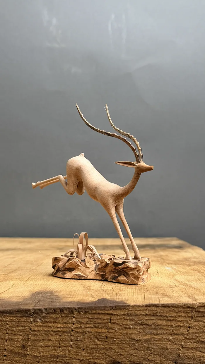 Jamper Deer B-L4 Jamper Deer B - Image 1